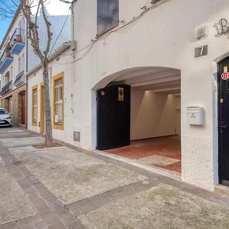 Casa De Pescadores Con Garaje