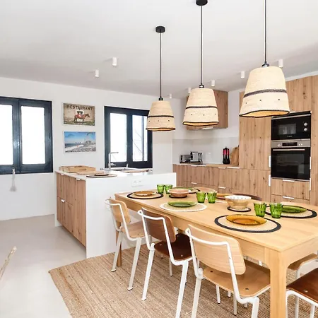 Prázdninový dům Casa De Pescadores Con Garaje